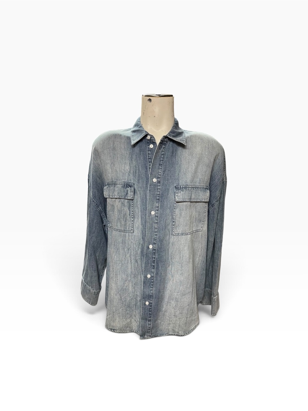 Michael Kors Men’s Vintage-Inspired Light Blue Denim Button-Up Shirt size L